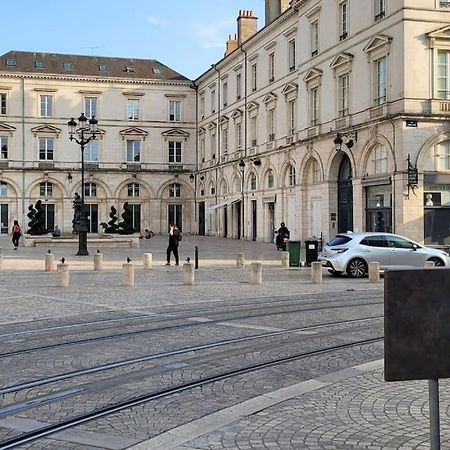 Le Domremy F2 Au Coeur D'Orleans Daire Dış mekan fotoğraf